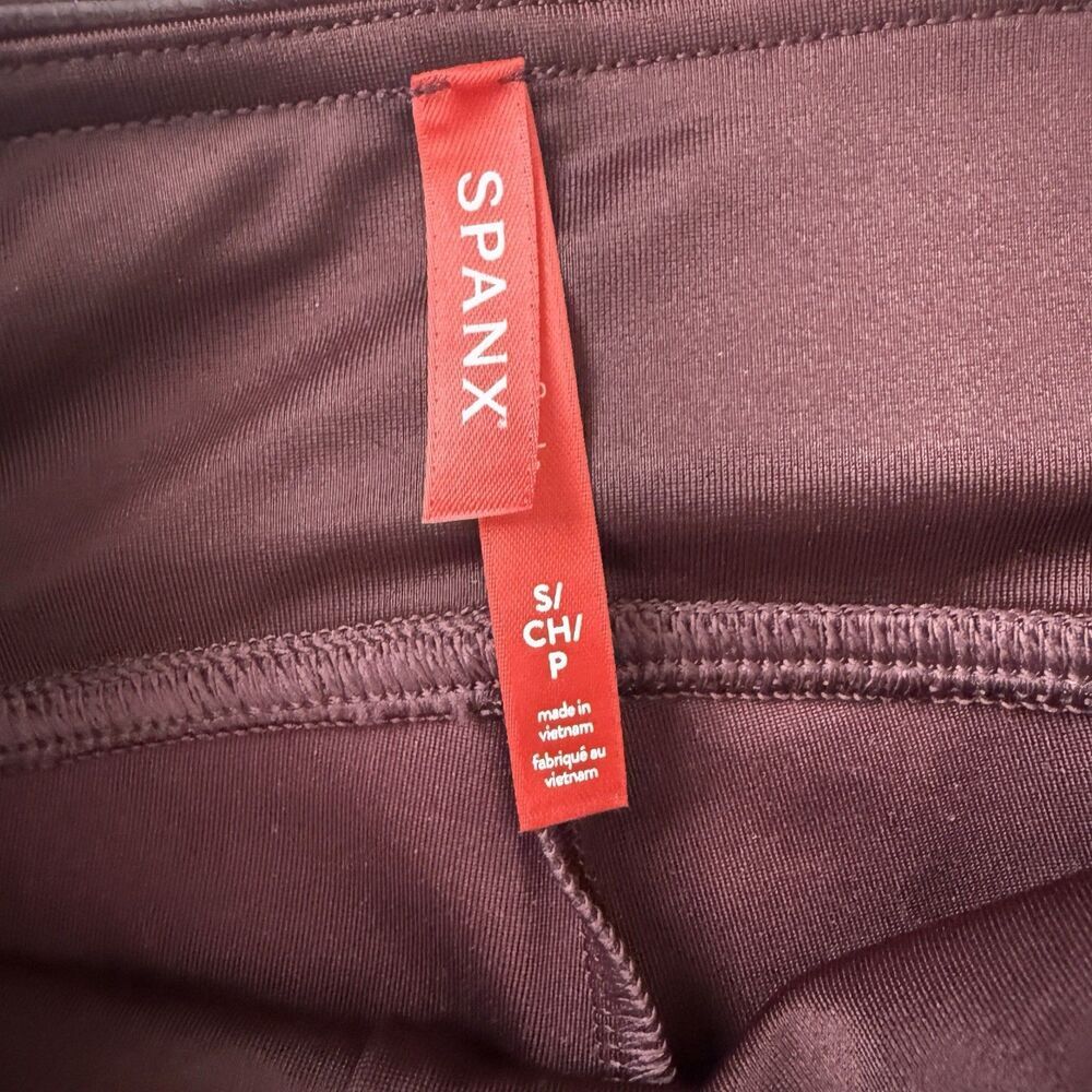 Spanx Faux Patent Leather Leggings Size S Burgundy High Rise Glam Night Out Luxe - Picture 3 of 8